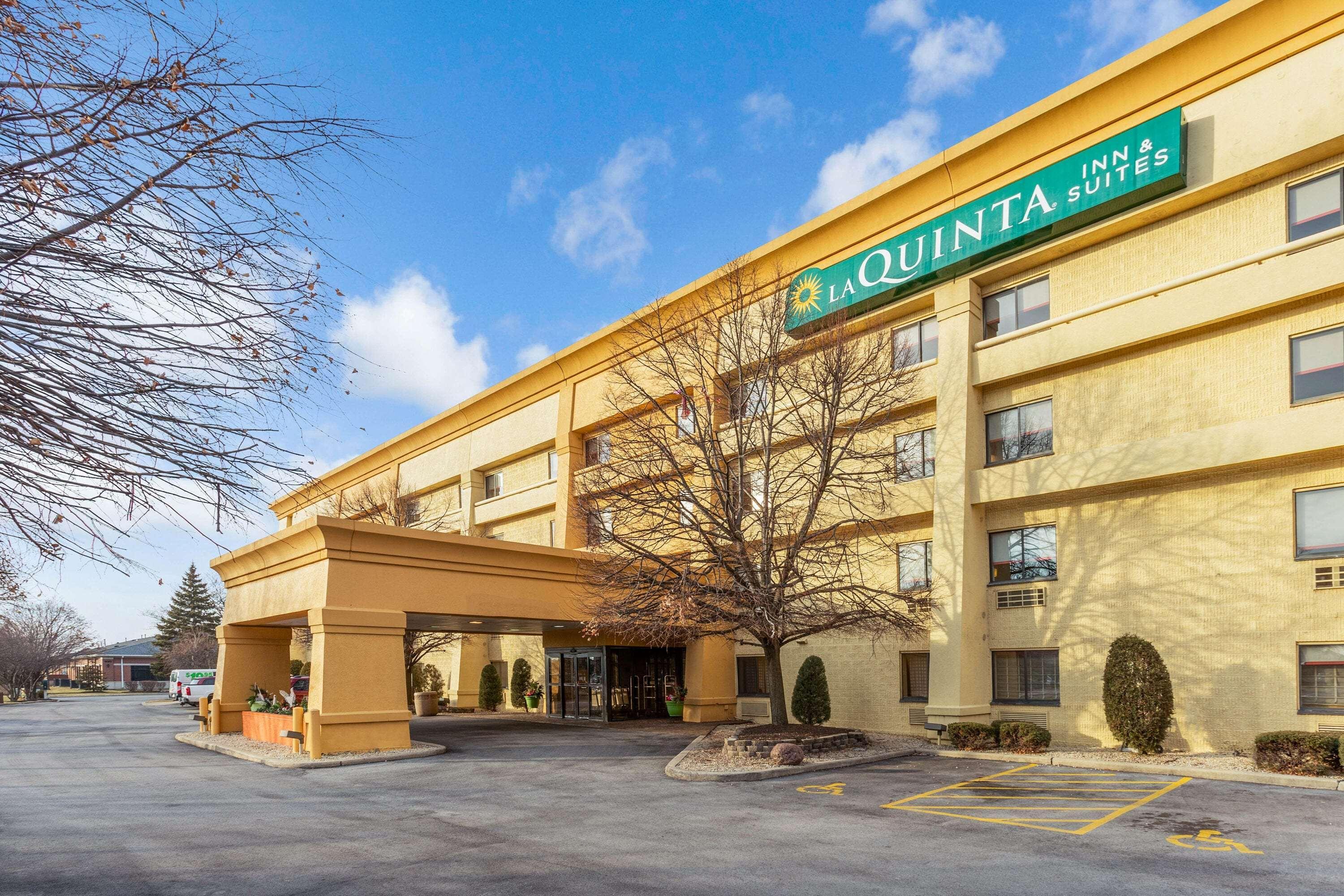 La Quinta By Wyndham Chicago Tinley Park Hotel Exterior photo