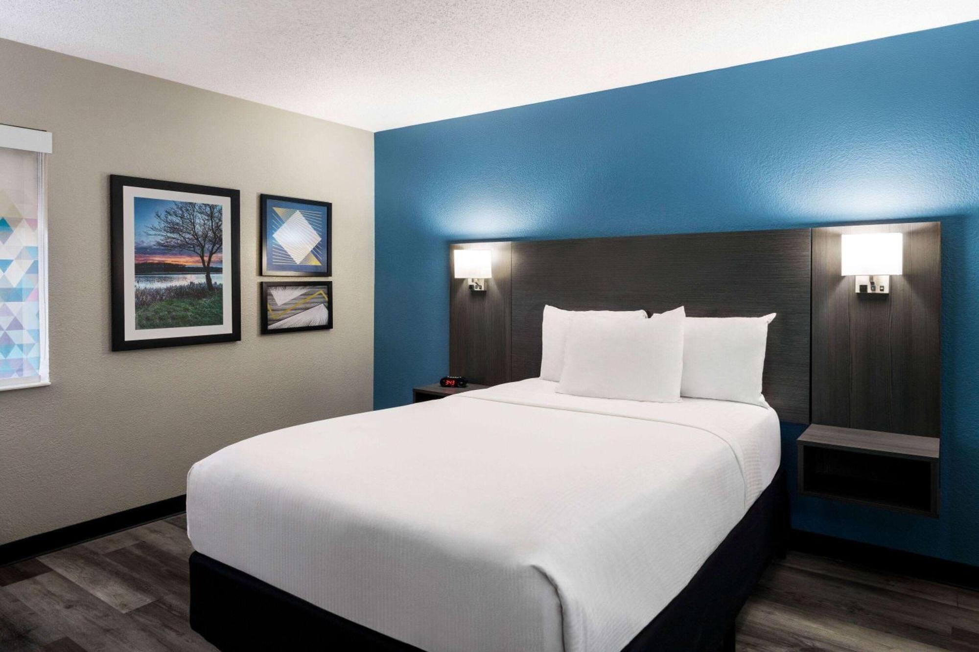 La Quinta By Wyndham Chicago Tinley Park Hotel Exterior photo