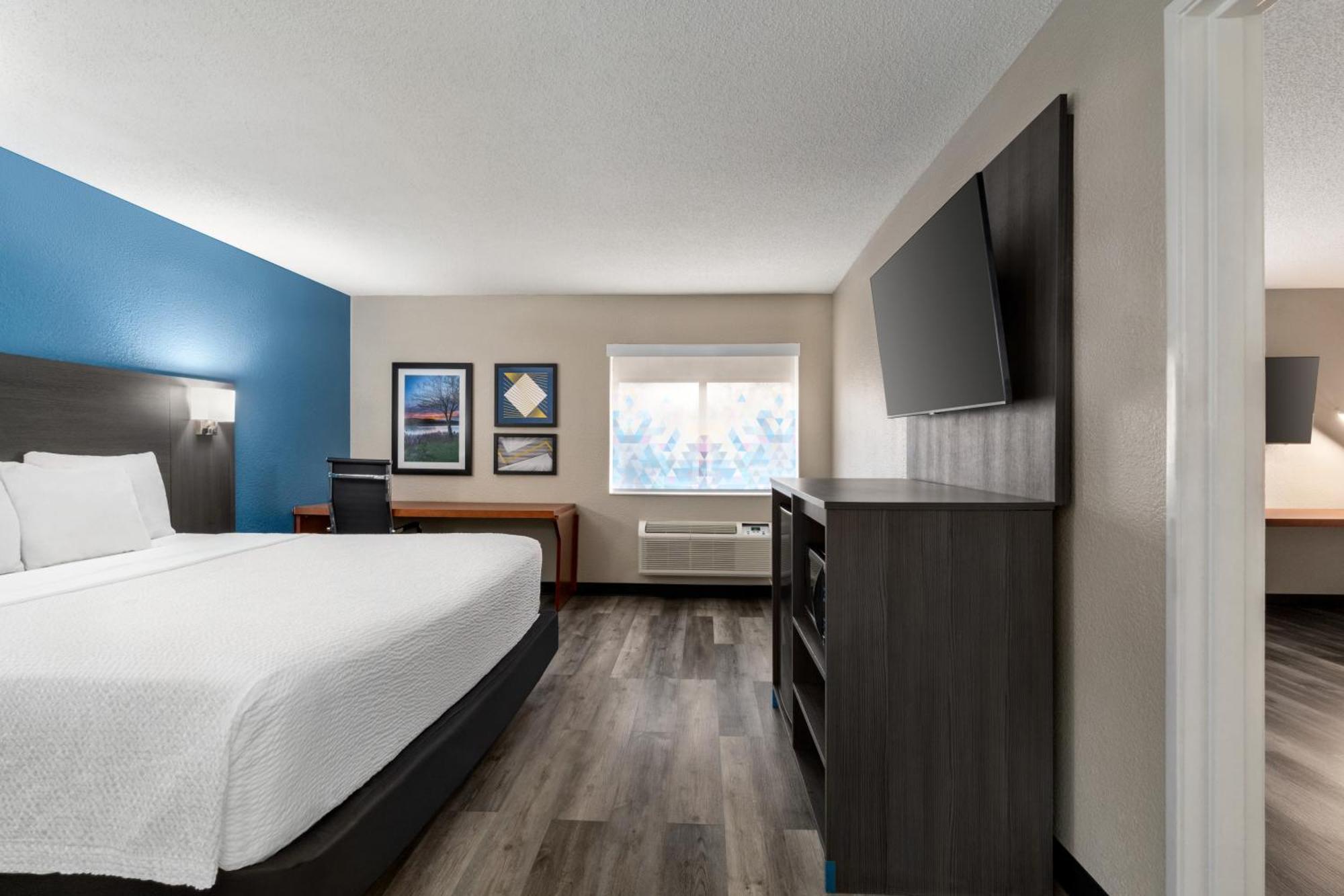 La Quinta By Wyndham Chicago Tinley Park Hotel Exterior photo
